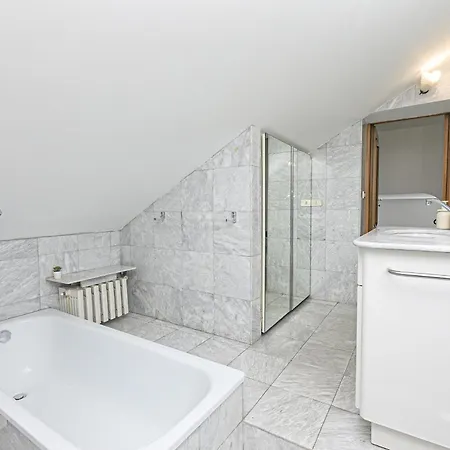 Iflat Residenza Il Boschetto アパート